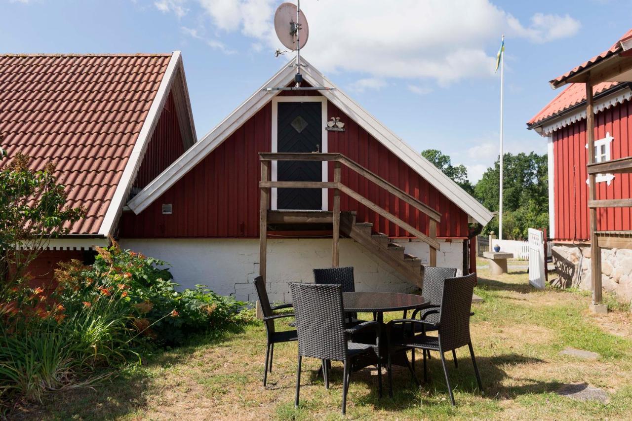 Magasinet Villa Brakne-Hoby Exterior photo